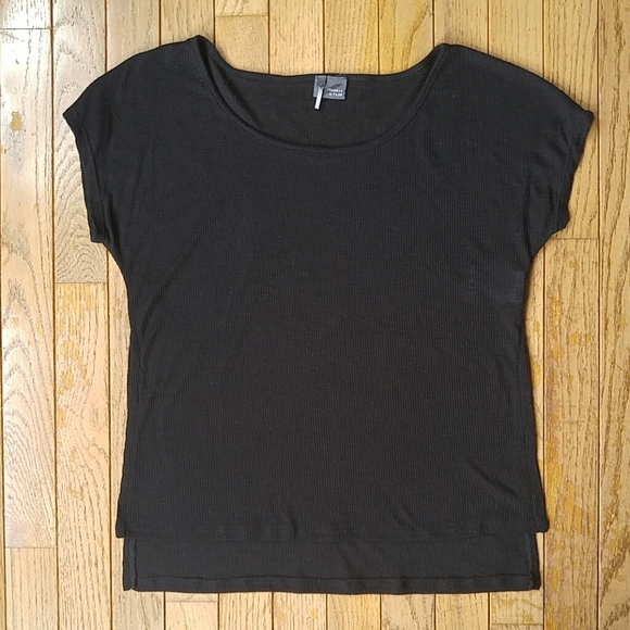 ♦️3 for $15 Sparkle & Fade Side Slit Tee - Picture 2 of 8